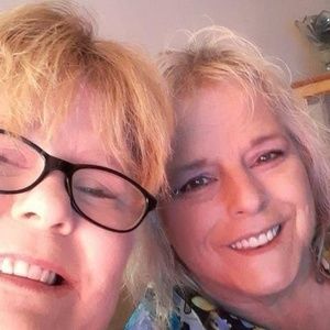 Meet your Posher, Pamala